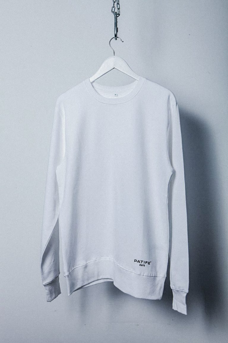 SWEAT PATIFE WHITE 01